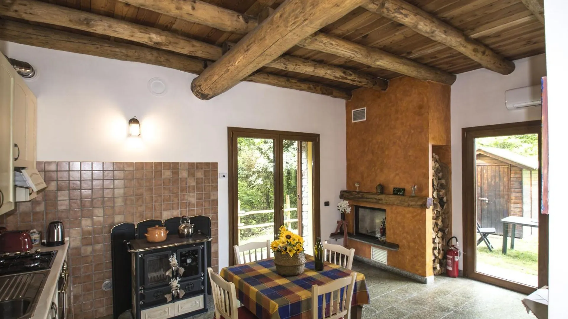 Villa Il Nido Nel Bosco à Montegrino Valtravaglia